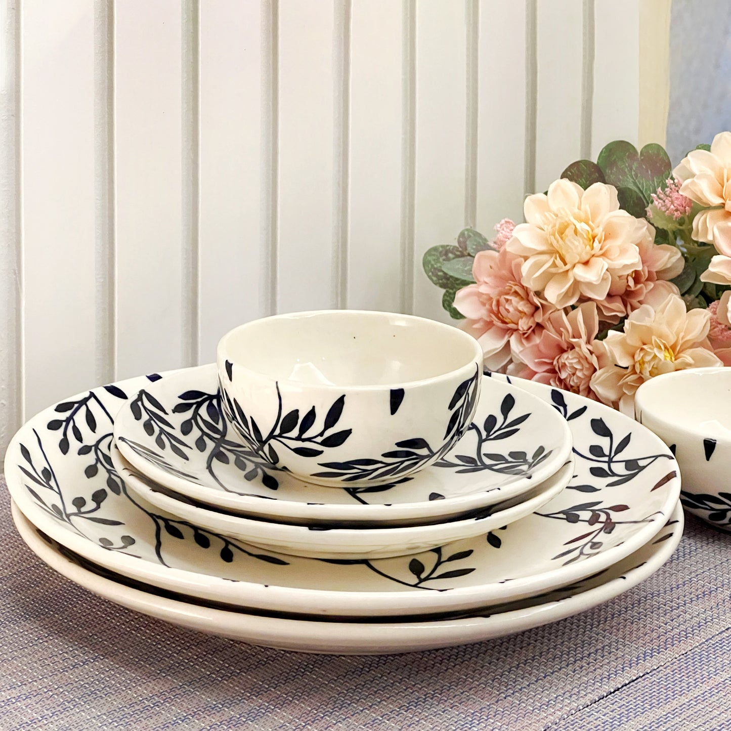 Blue Leaf Plate