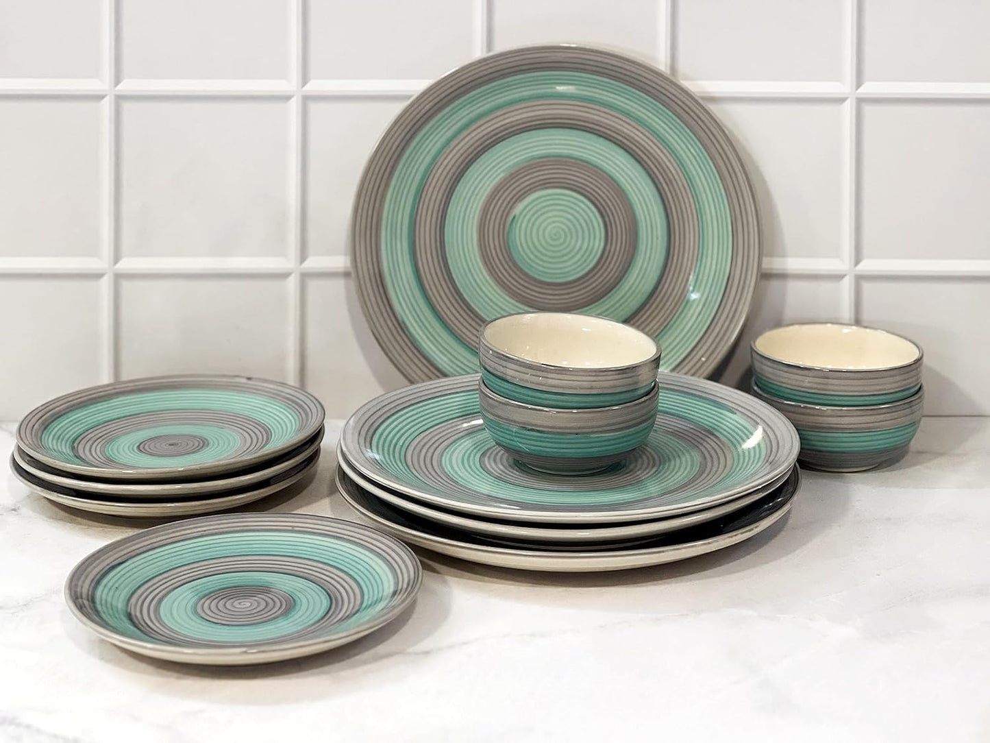 Spiral Green Dinner Set